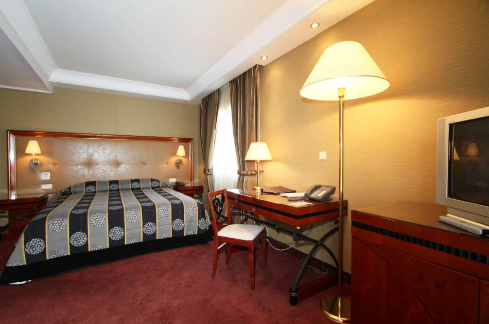 Deluxe Rooms