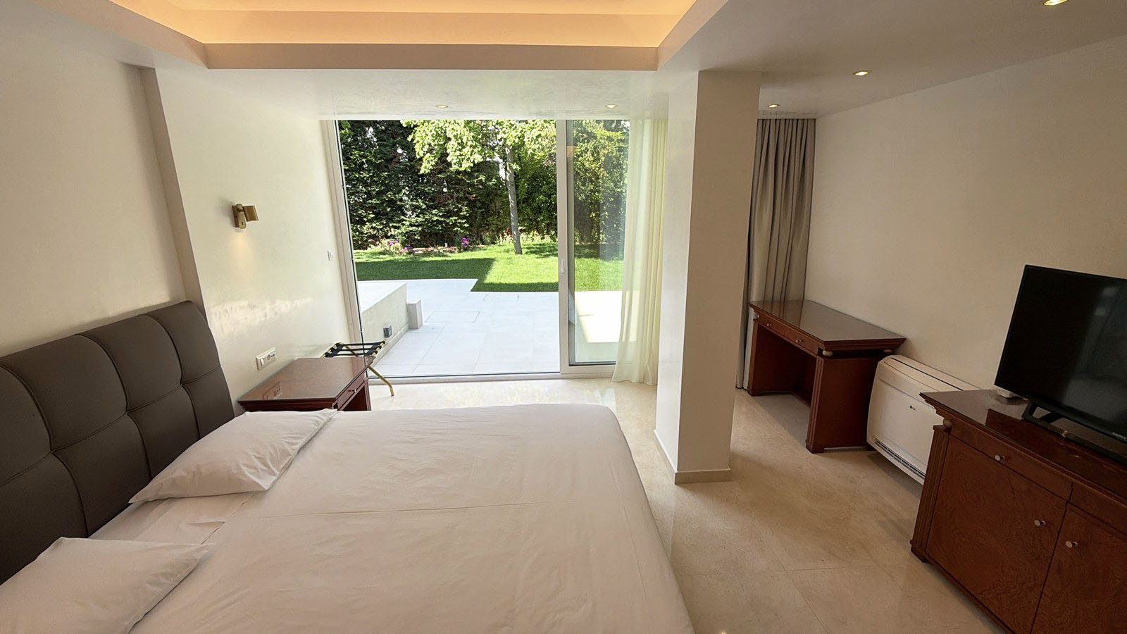 Garden-Suite-01