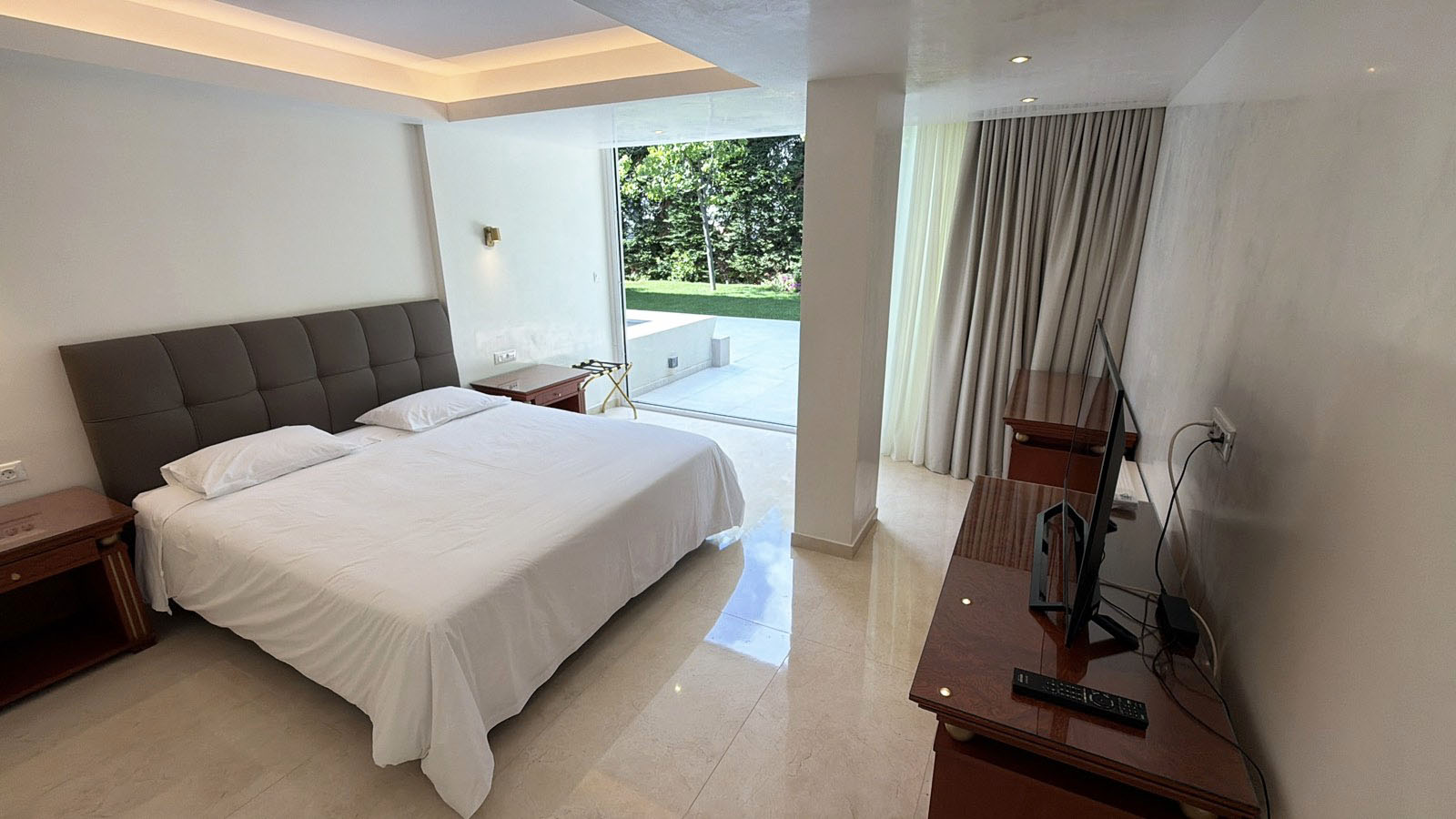 Garden-Suite-02